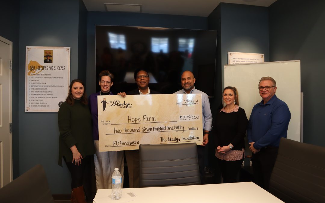 North Texas Wings Gives Back to Local Non-Profit